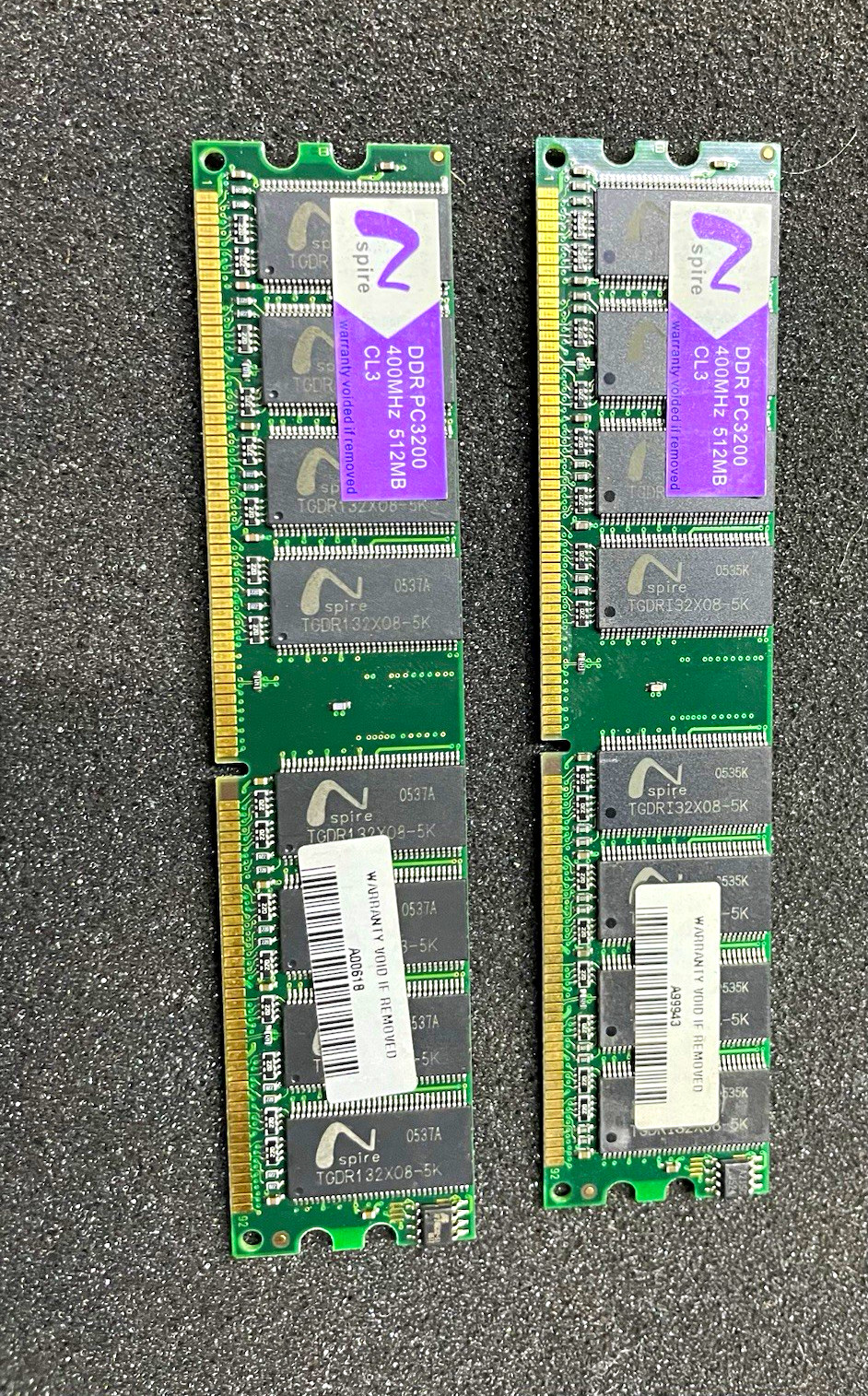 Nspire 1GB (2x512MB) DDR PC3200 DDR-400 CL3 184-Pin DIMM Unbuffered