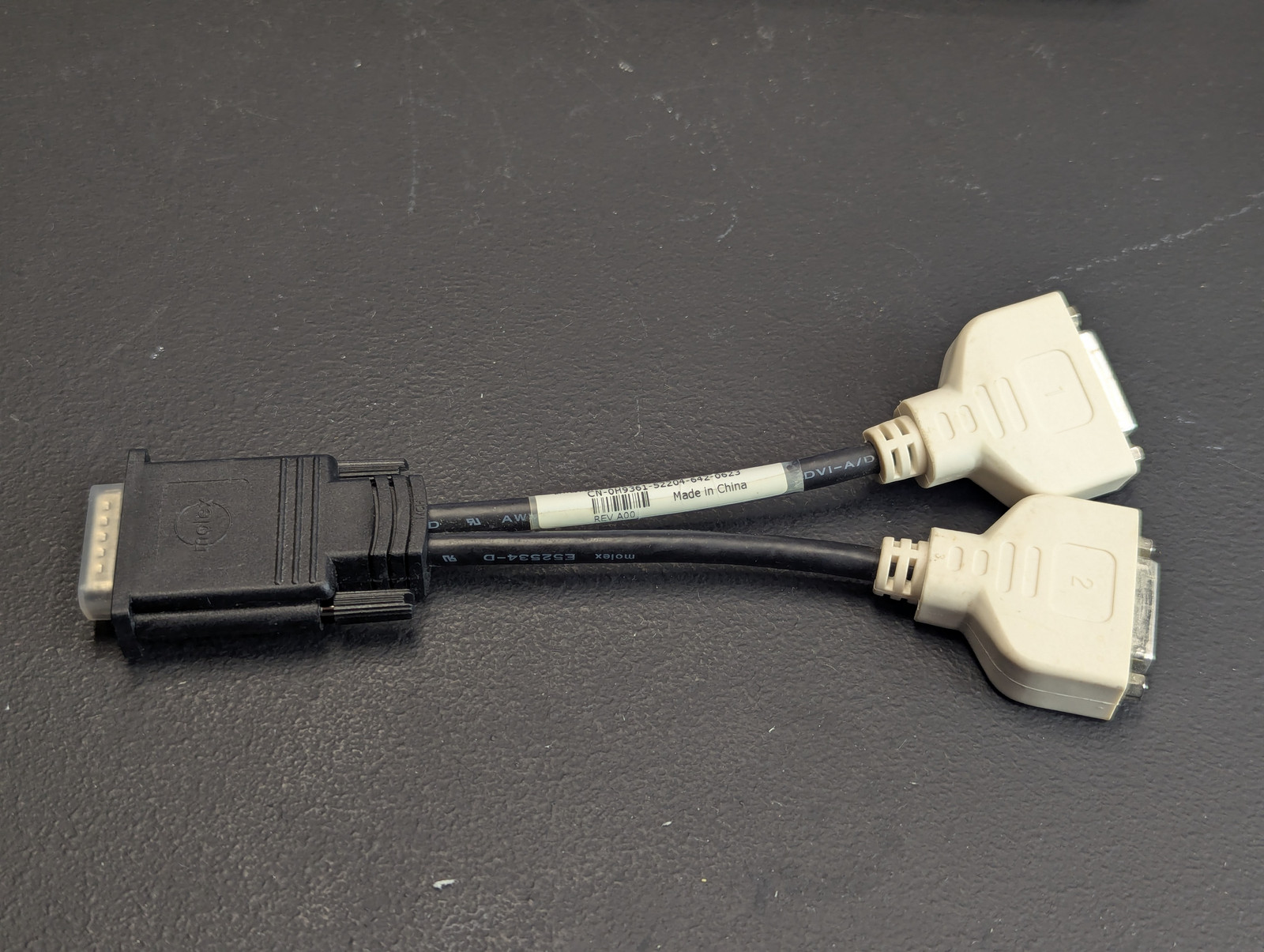 MS-59 to Dual DVI Y-Splitter Video Adapter Cable