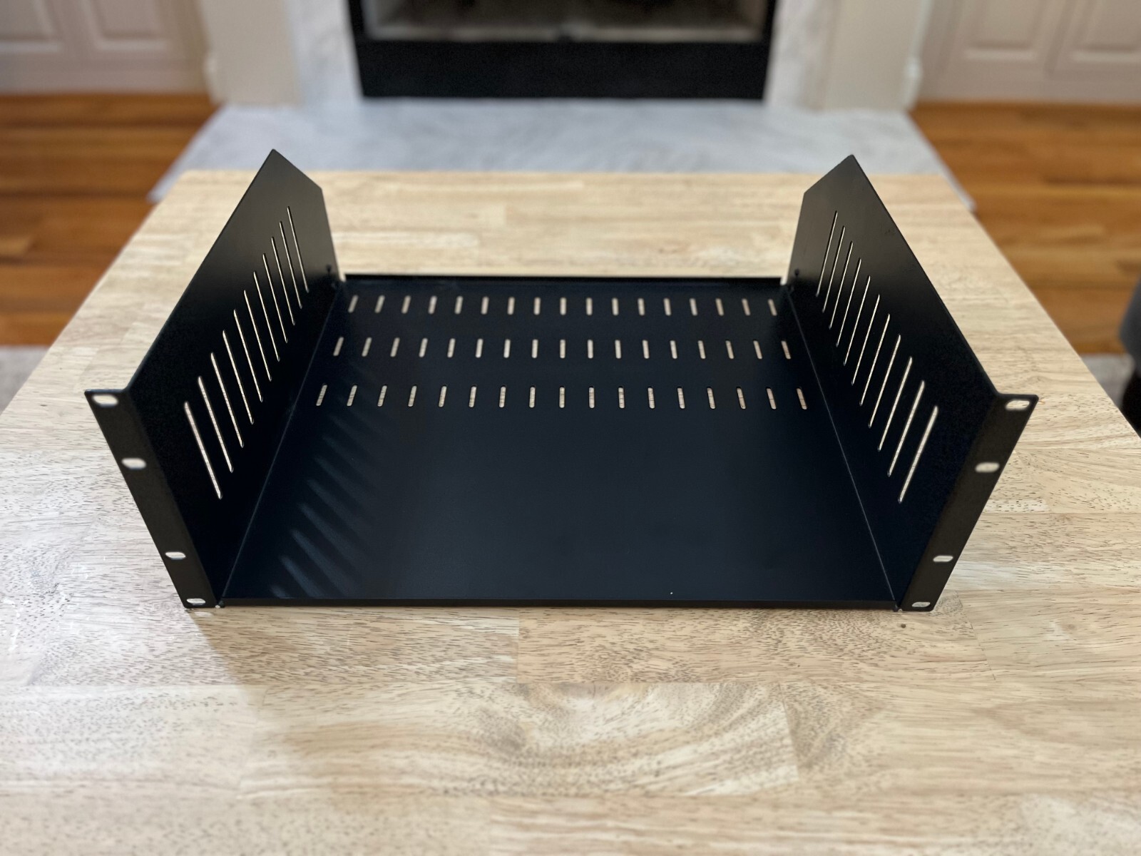 Royal Racks™ ROY1241  4U Rack Shelf. Black. Used. Good Condition. Local Pickup.