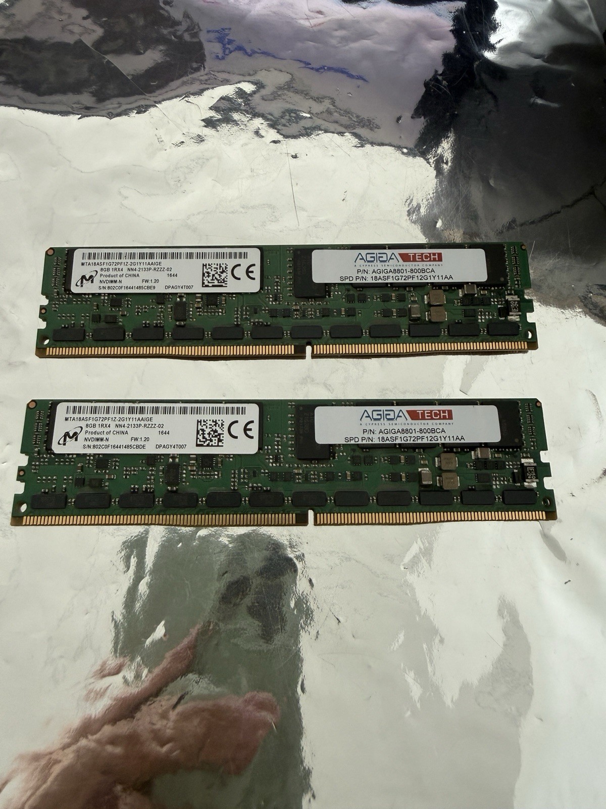 MICRON - AGIGA TECH 8Gb 1Rx4 - DDR4 - MTA18ASF1G72PF1Z-2G1T12ABIGD