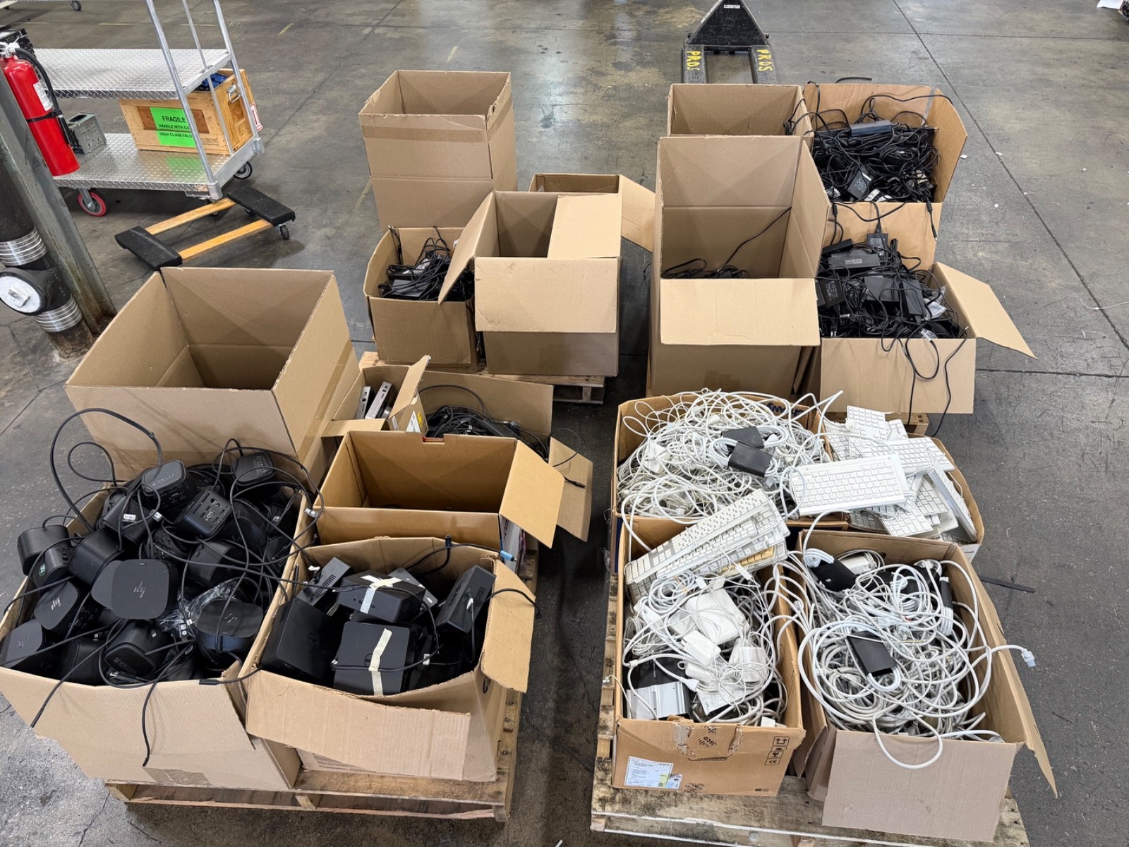 Large Lot of Dell / HP / Apple Chargers Docking Stations Power Cords Keyboards