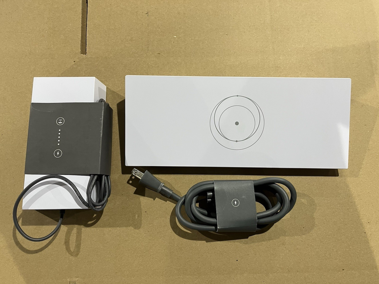 Starlink Standard Gen 3 (V4) Wi-Fi Router Kit (Router Only)