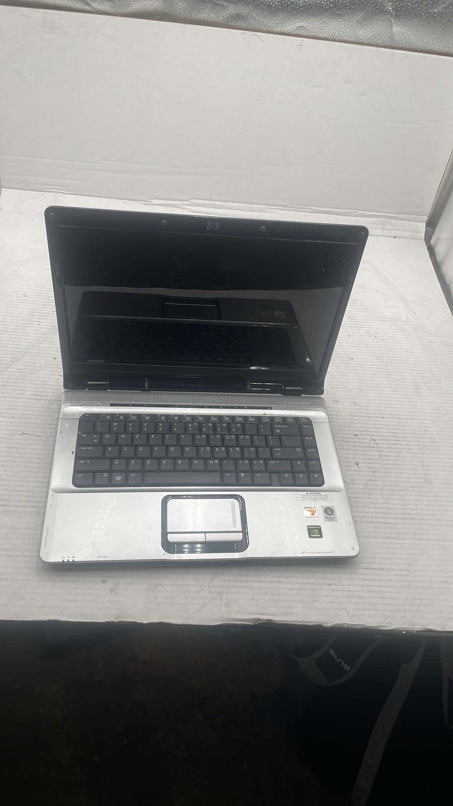 HP Pavilion dv6000 AMD Turion 64 15.4" Entertainment PC Laptop