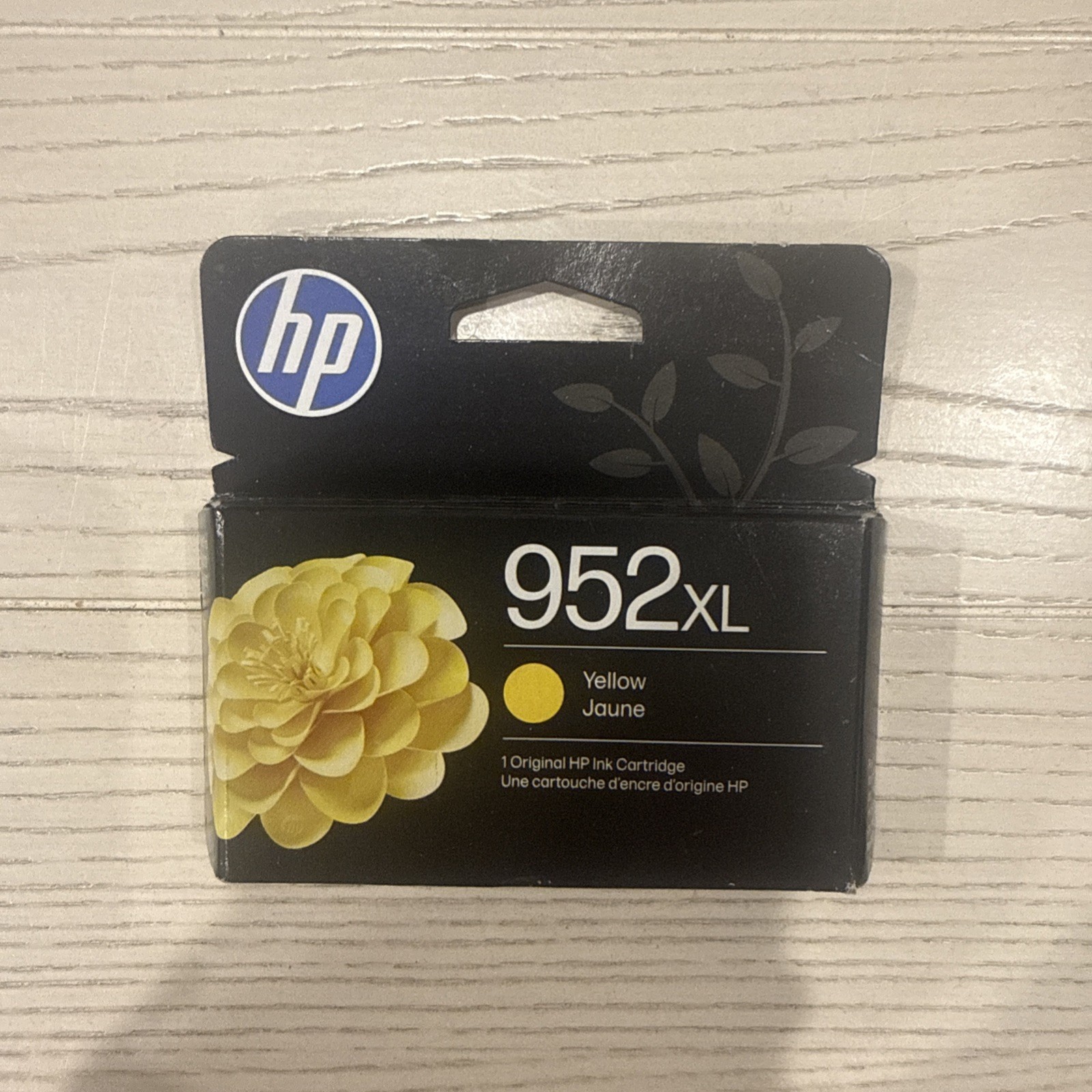 BRAND NEW IN BOX, GENUINE HP INKJET 952XL YELLOW EXP DEC 2027 (LO567AN#RFD)