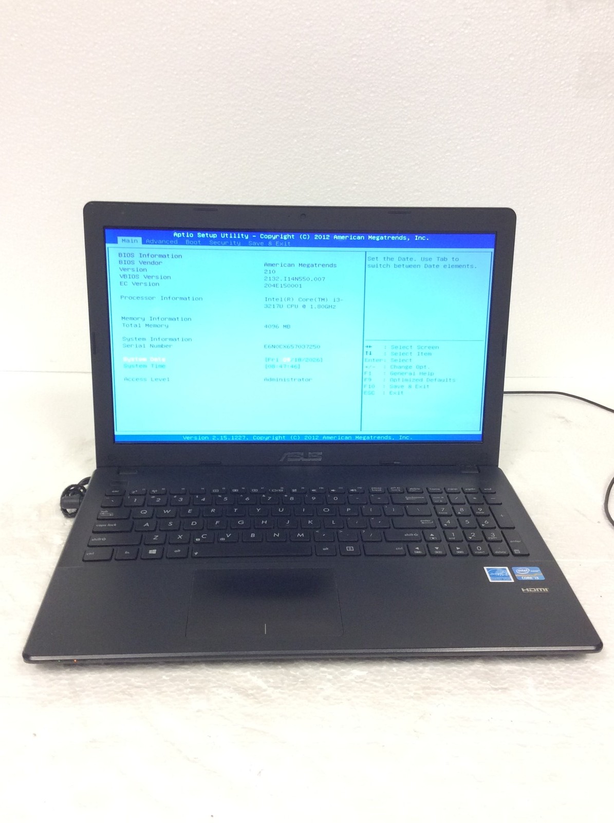 Asus X551C 15.6" Notebook Intel Core i3-3217U 1.80Ghz w/ 4Gb Ram, DVD, No HDD