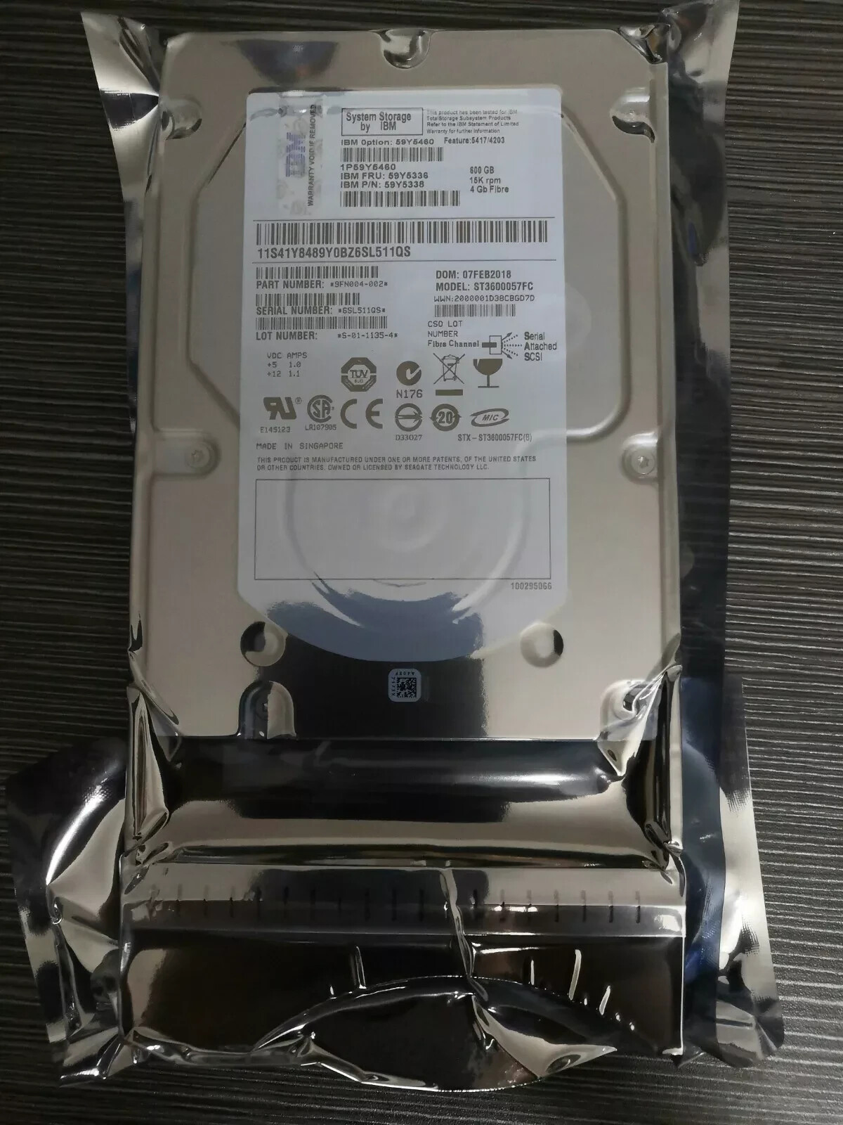 IBM 41Y8499 59Y5460 59Y5336 59Y5322 0B24490 - 600GB 15K RPM 4 GB FIBRE 3.5" HDD