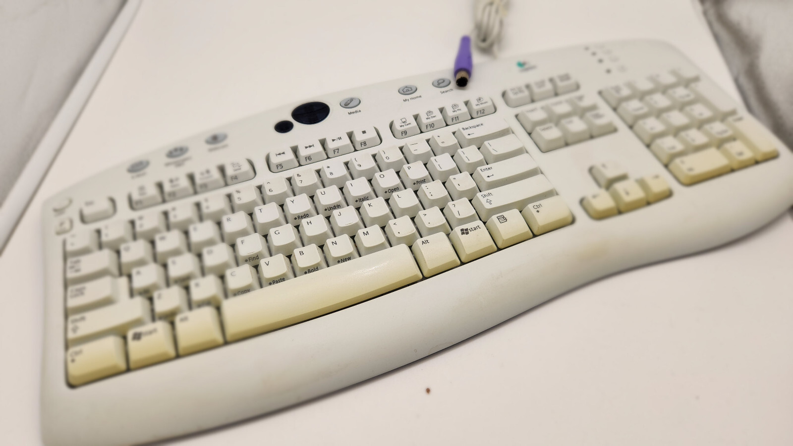 Retro Logitech Access Y-SR34 RT7R13 Media Enhanced Keyboard UK Layout PS/2
