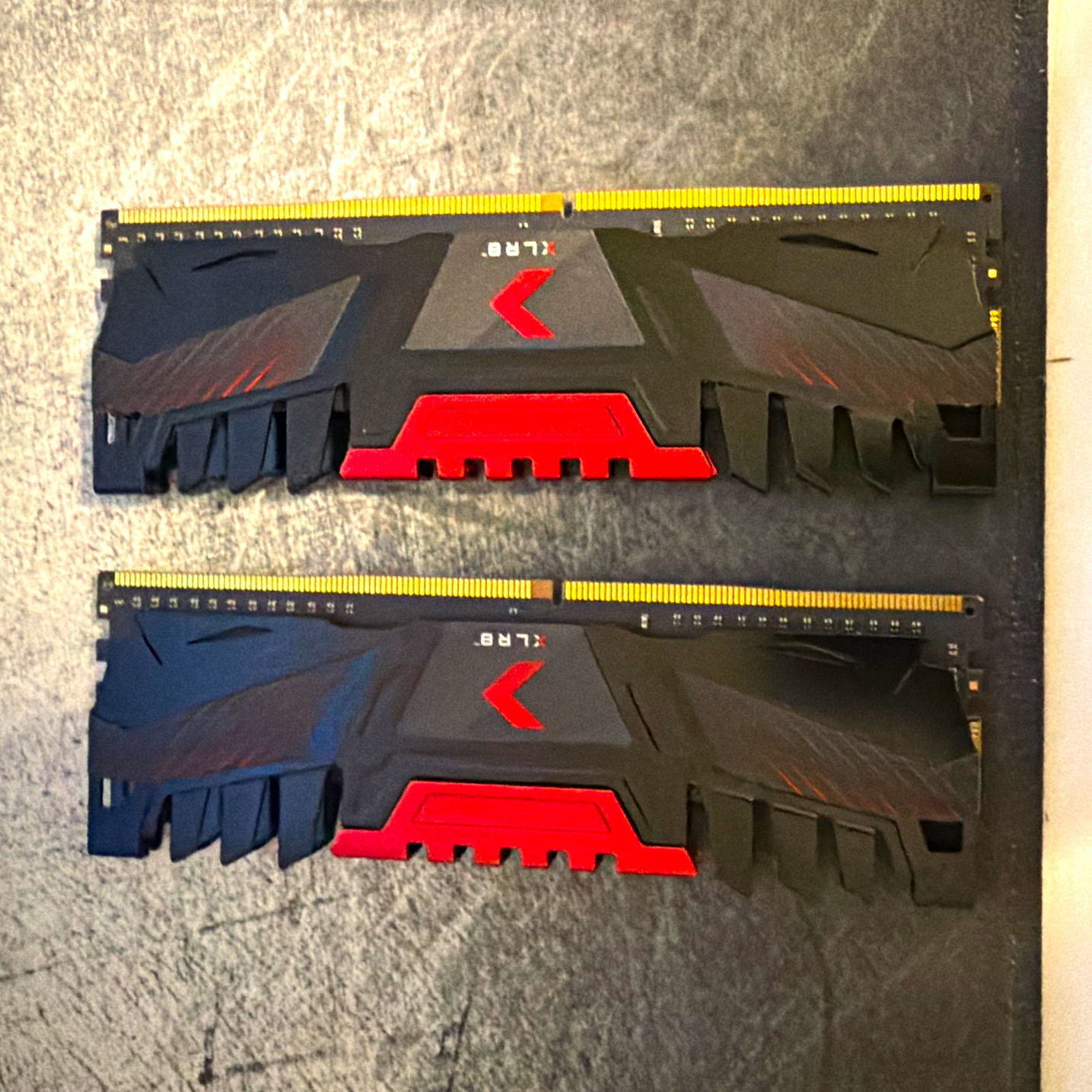 PNY XLR8 DDR4 SDRAM 288-Pin DIMM Desktop RAM 2-Module Kit Black/Red