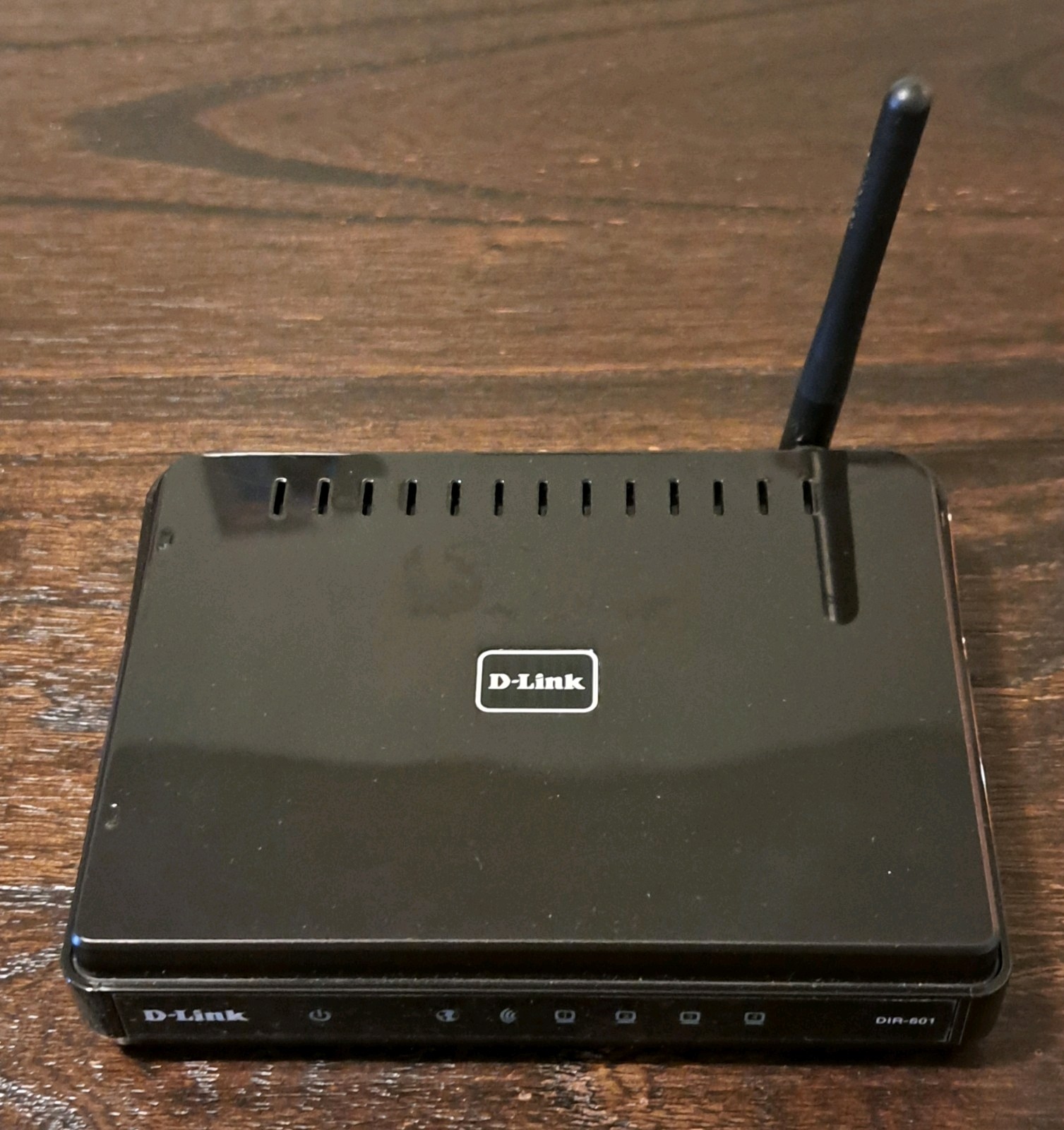 D-Link N150 Home 150 Mbps 4-Port 10/100 Wireless N Router (DIR-601)