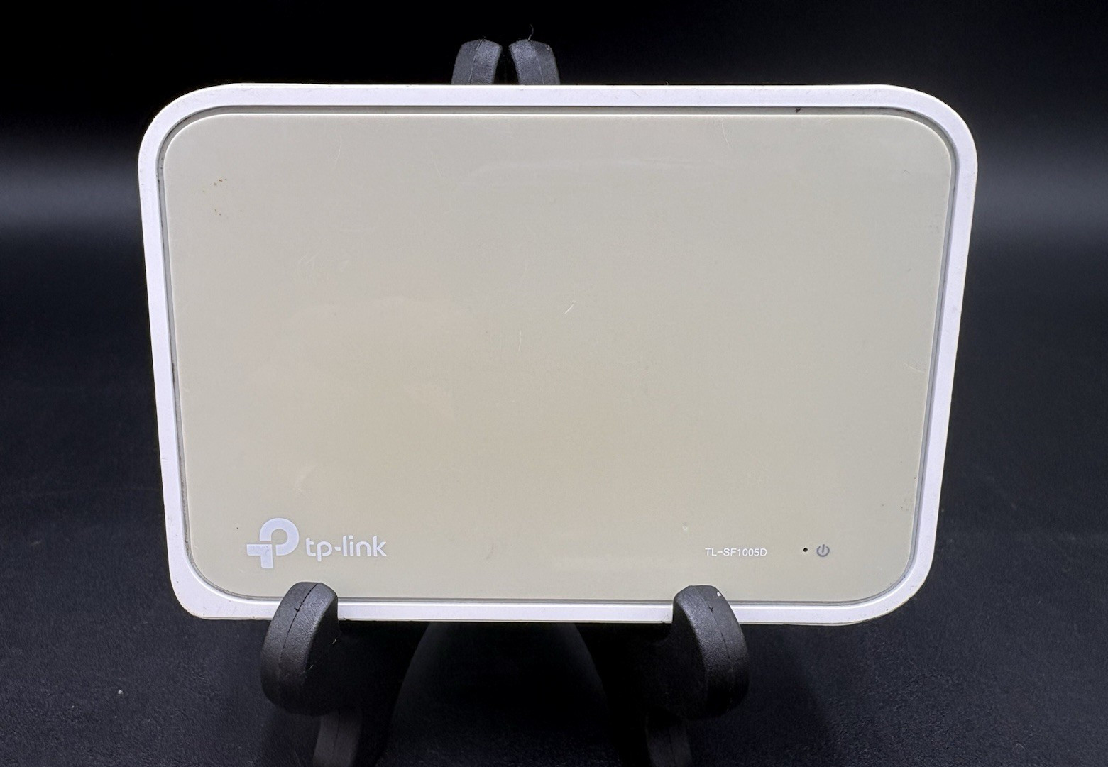 TP-Link TL-SF-1005D 5-Port 10/100/Mbps Ethernet Desktop Switch Plug & Play