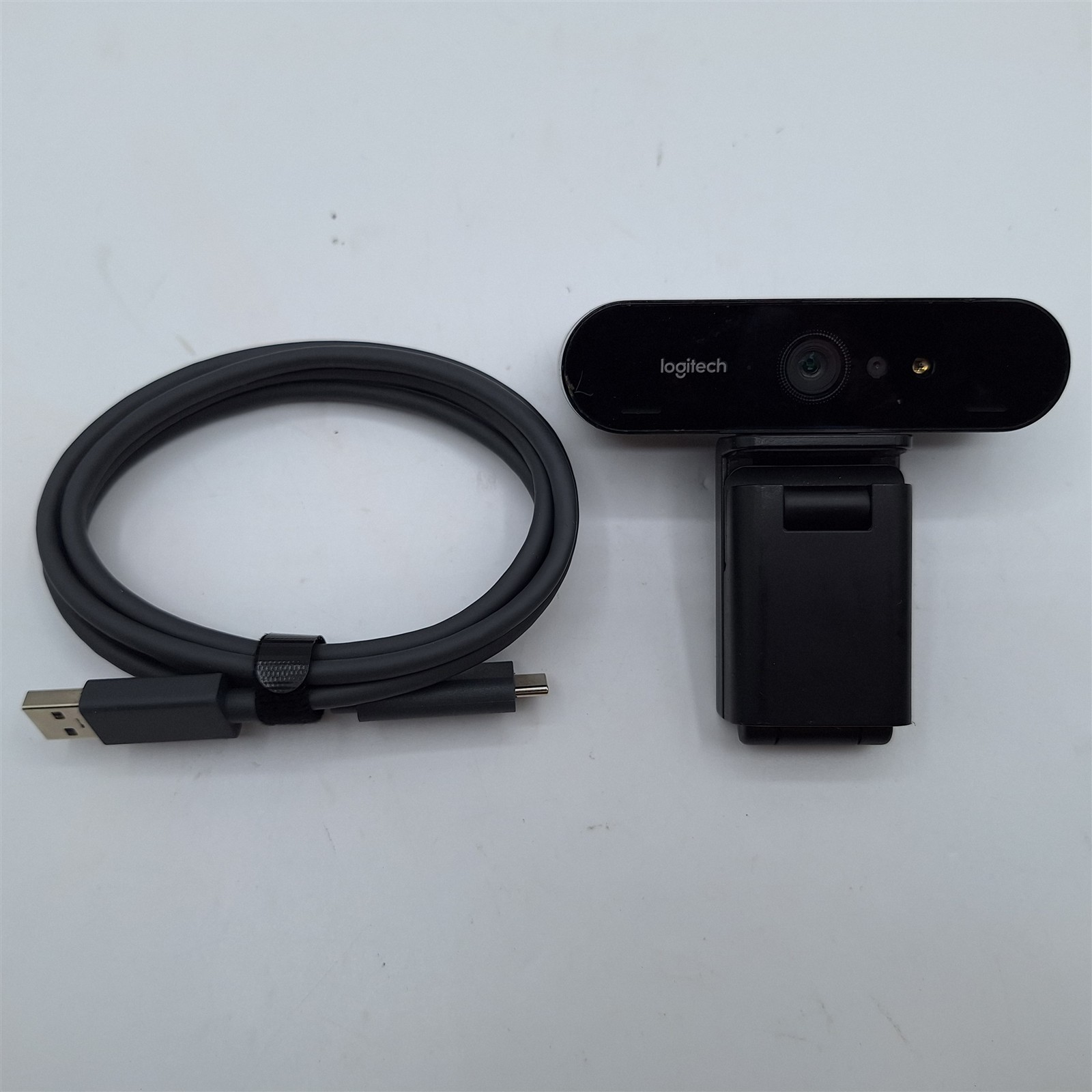 Logitech Brio 4K Webcam, Ultra 4K HD Video Calling, Noise-Canceling mic, Black