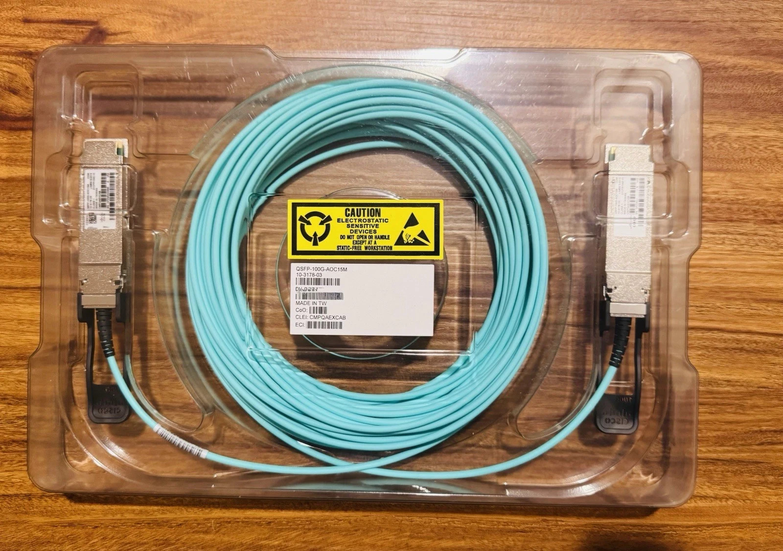 NEW Genuine Cisco QSFP-100G-AOC15M QSFP28 Active Optical Cable 15 Meter