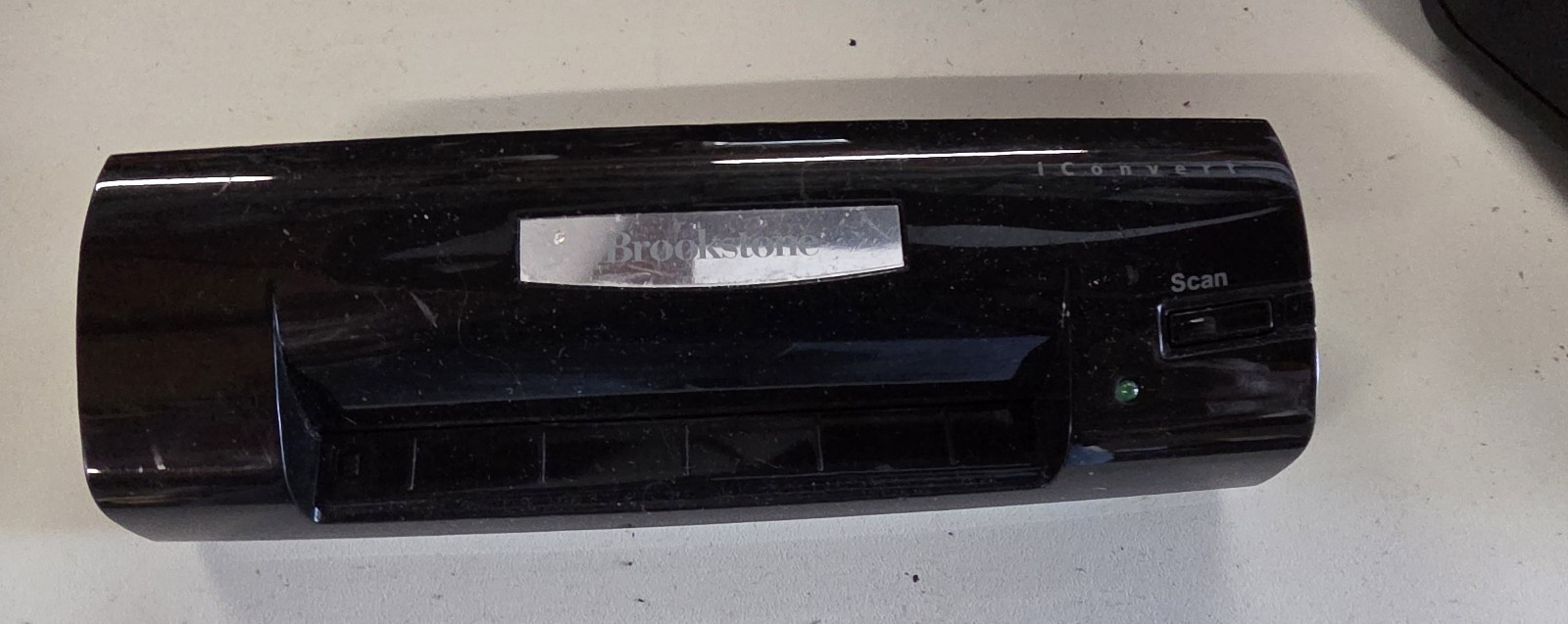 Brookstone iConvert Photo Scanner convert photos to digital Files