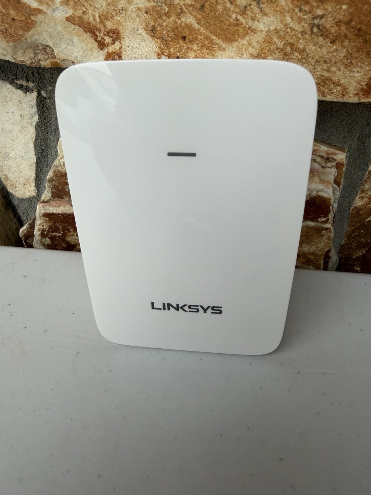 Linksys AC1200 Wi-Fi Range Extender RE6350 Dual Band/Cross Band Technology