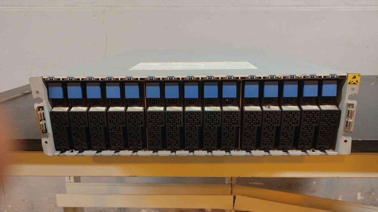 HITACHI DF-F800- RKAK Universal Storage Platform (SKU: 110151)