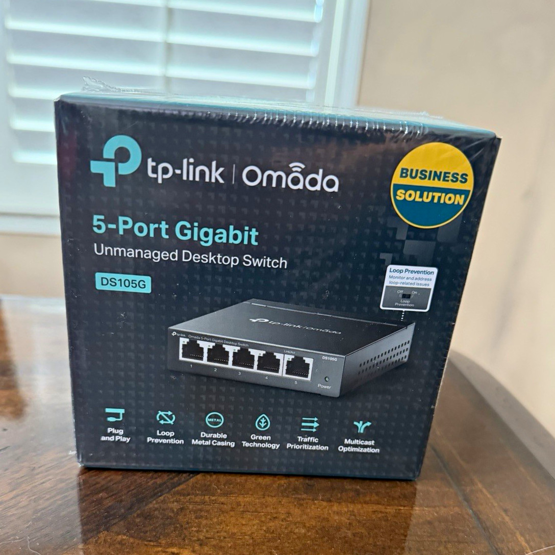 TP-LINK Omada DS105G 5-Port Gigabit Unmanaged Layer 2 RJ-45 Switch