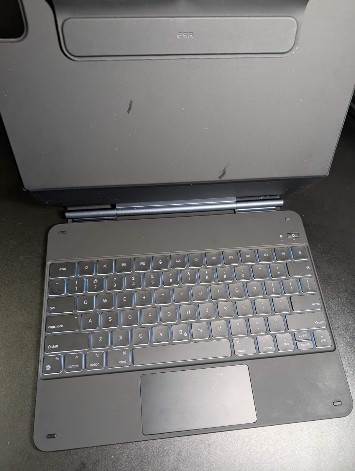 ESR Rebound Magnetic Keyboard Folio Case Gray iPad Air 13 M3/M2 Pro 12.9