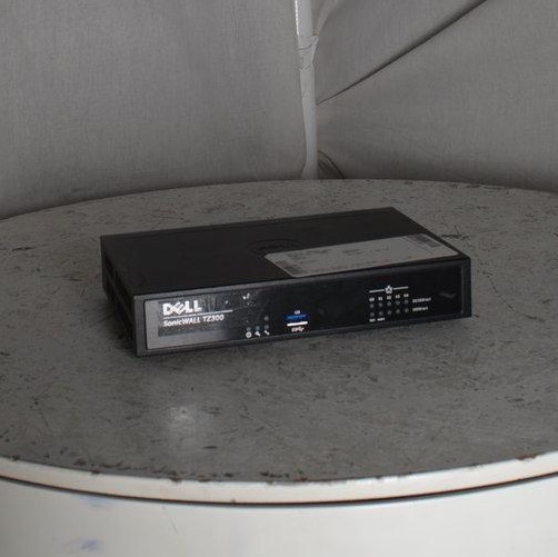 Dell SonicWall TZ300 APL28-0B4 Network Switch SEE NOTES
