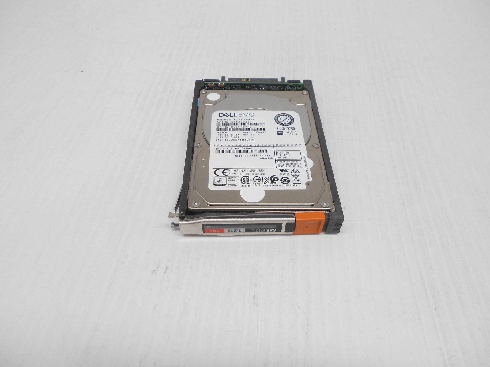 EMC 1.2TB 12gb 10K SAS 2.5" Hard Drive 005053140 1180000769-01