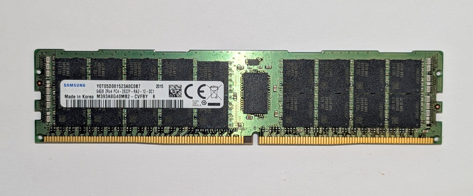 Samsung M393A8G40MB2-CVF 64GB DDR4-2933Y PC4-23400 2Rx4 ECC RDIMM Server Memory