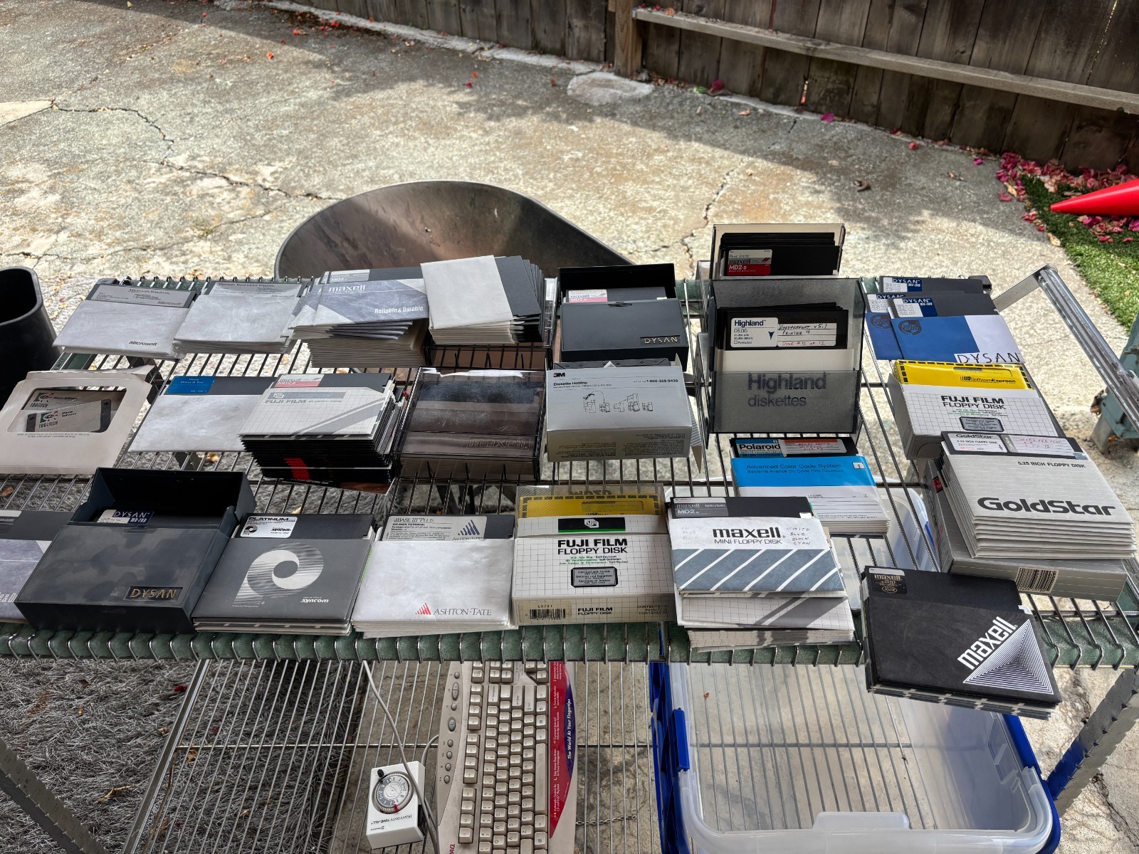 HUGE LOT 200 Over of Floppy Disks 5.25 Games/Software for Vintage IBM - Untested