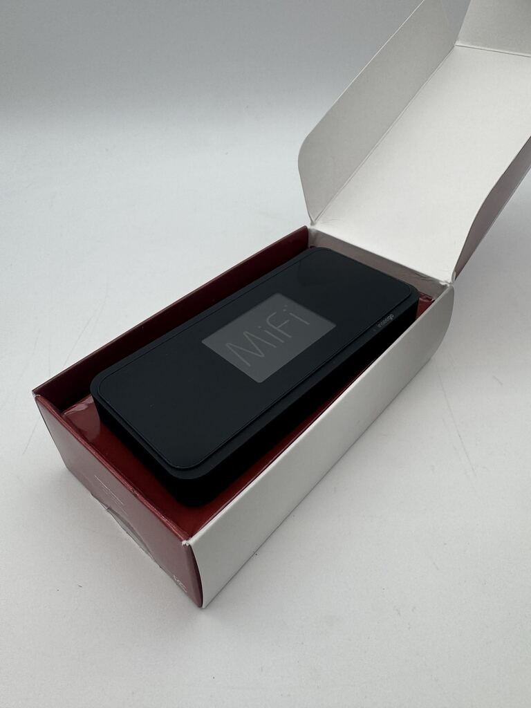 Inseego MiFi X M2100 Black 5G Hotspot Verizon ONLY - A-Stock