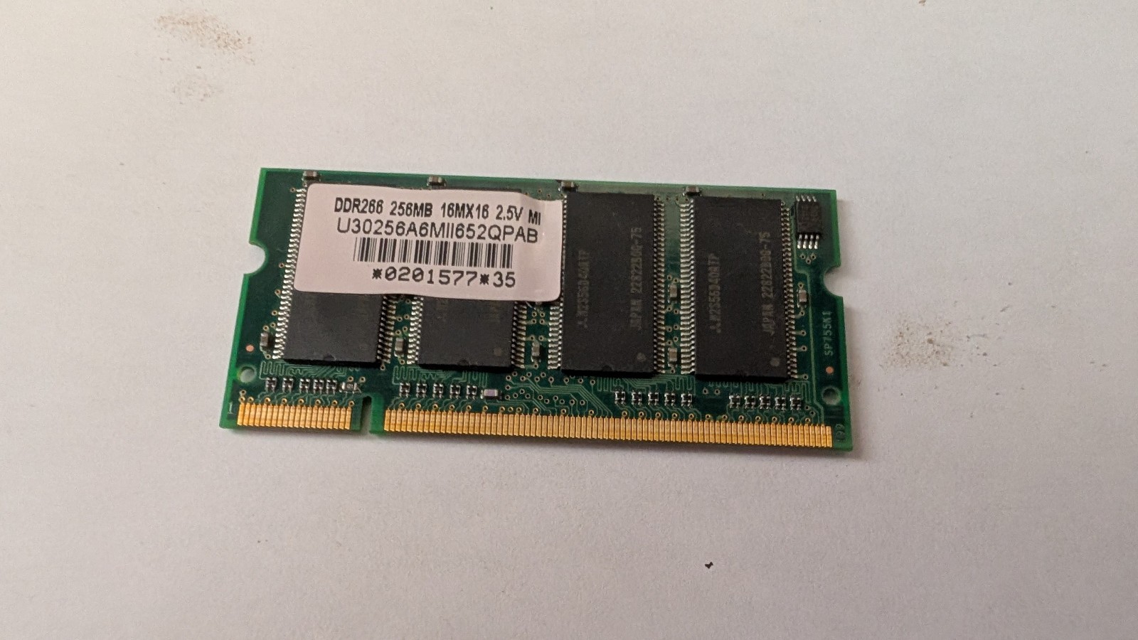 Elpida U30256A6MII652QPAB 256MB DDR-266 (PC-2100) Random Access Memory RAM