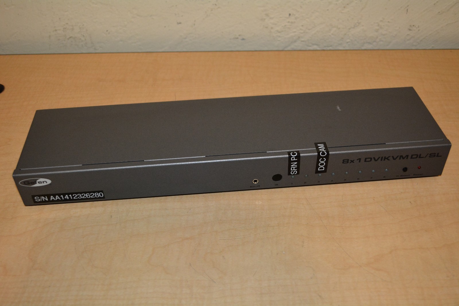 Gefen EXT-DVIKVM-841DL 8x1 DVI KVM DL Switcher