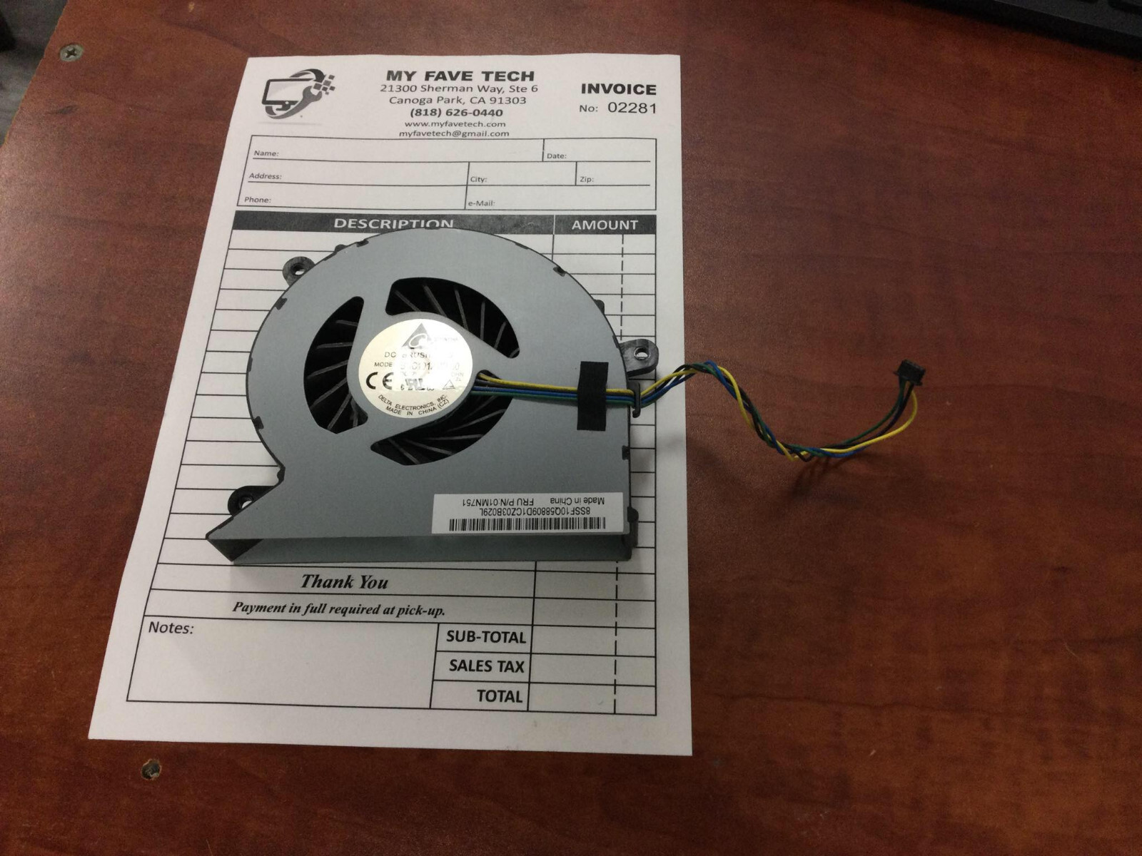 Lenovo IdeaCentre 27" All In One AIO 5 27IMB05 4-Pin CPU Cooling Fan 01MN751