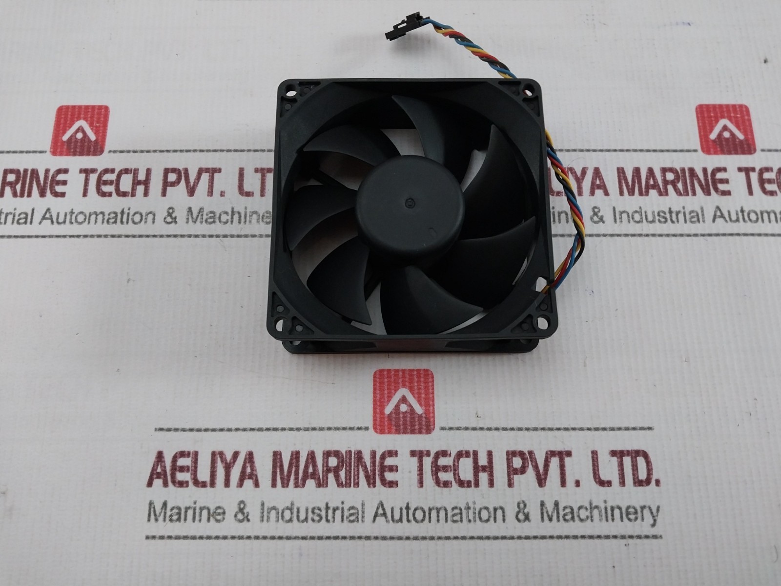 FOXCONN PV903212PSPF 0C DC Brushless Fan 12V 0.60A