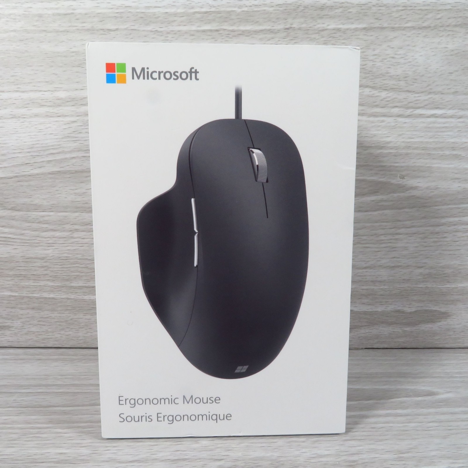 Microsoft Ergonomic Mouse Model 1923 RJG-00001 Wired USB Black New Sealed Box