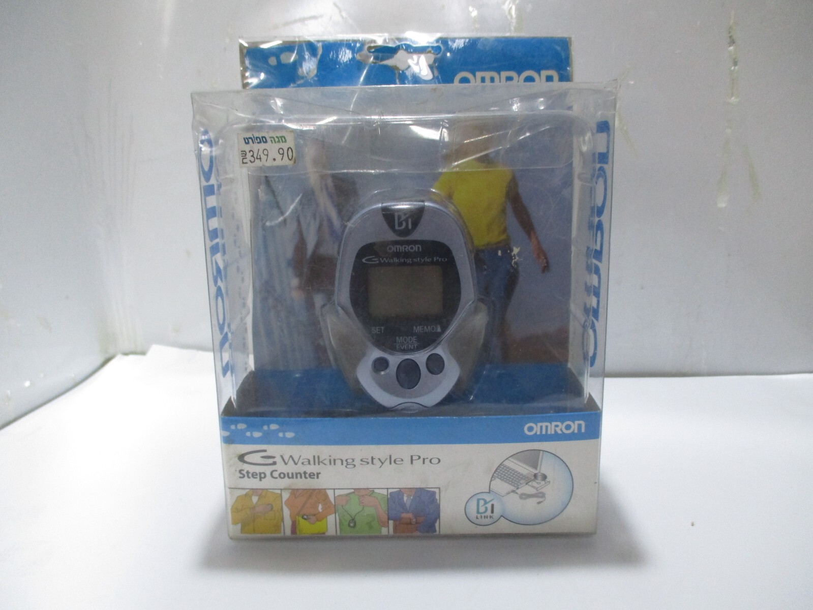 OMRON HJ-720IT-E2 G-Walking Style Digital  Pocket Pedometer Needs Batt w/ Belt