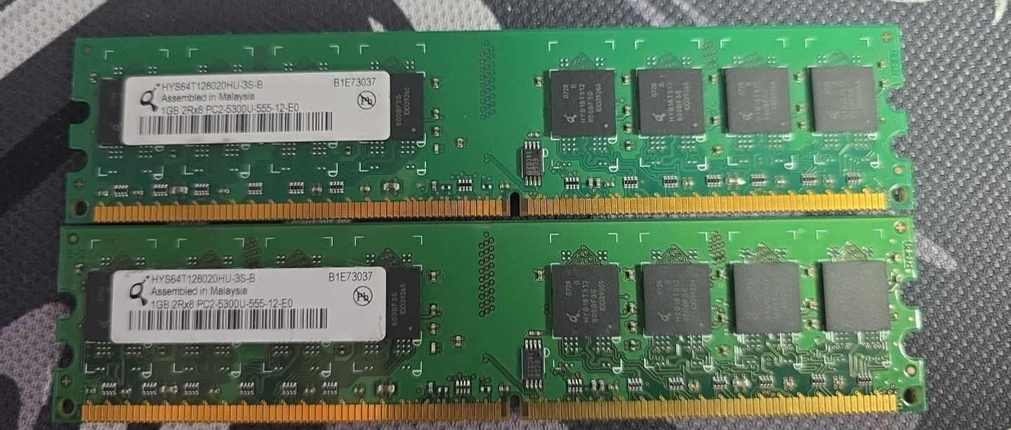 2 x 1GB RAM PC2-5300U DDR2-667 Non-ECC desktop memory modules