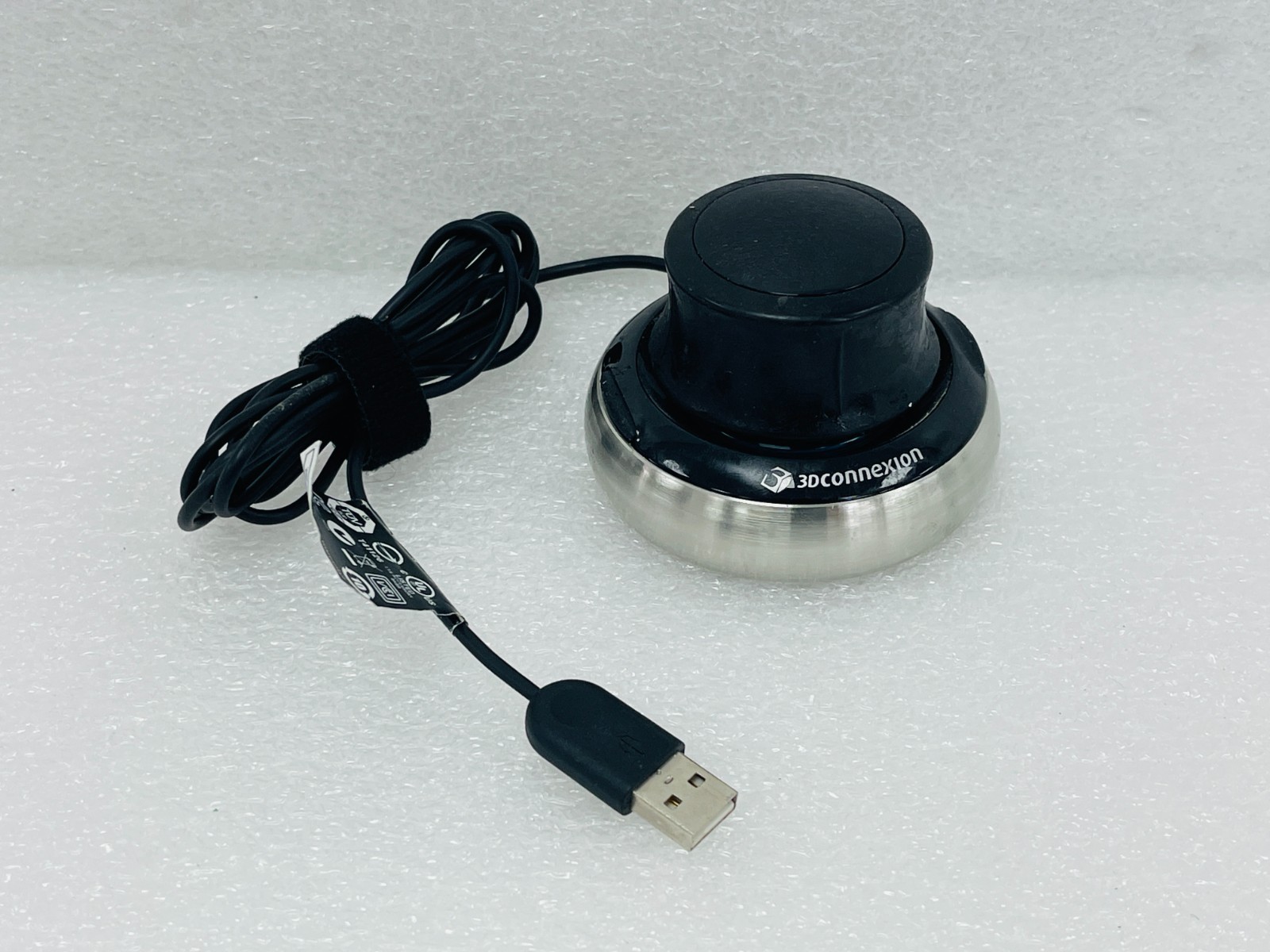 USED - 3DCONNEXION SpaceNavigator USB 3DX-600028 3D Mouse Black/Silver
