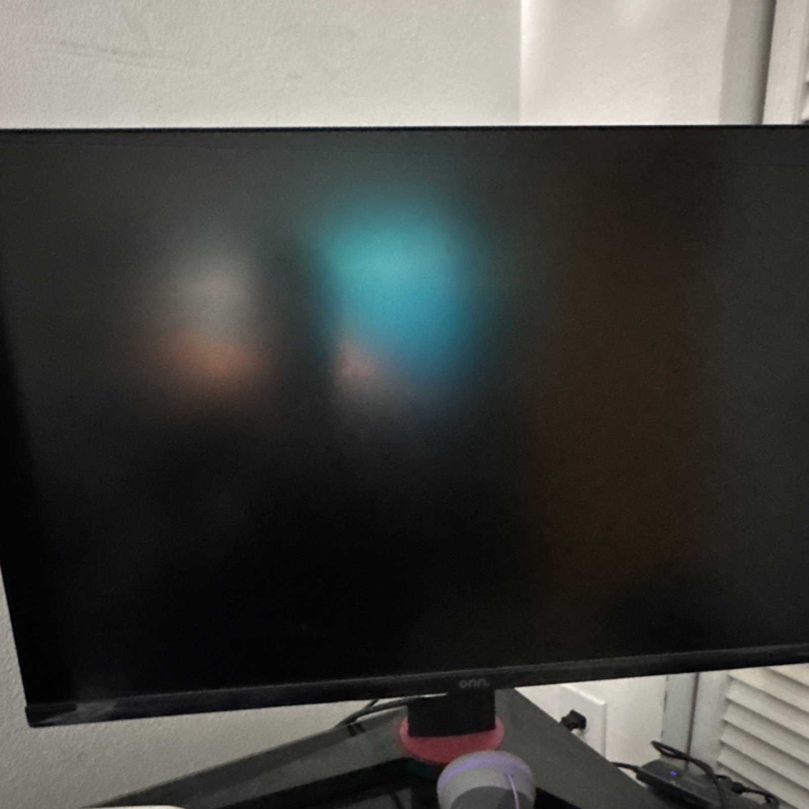 onn. 27" (68.6 cm) Computer Monitor 16:9 Aspect Ratio Black Display