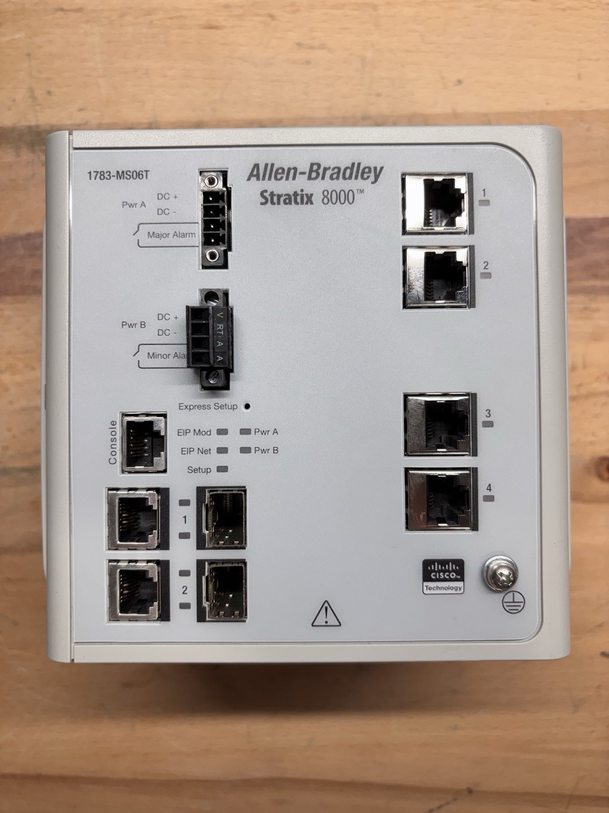 Excellent Allen Bradley 1783-MS06T Stratix 8000 6 Port Managed Ethernet Switch