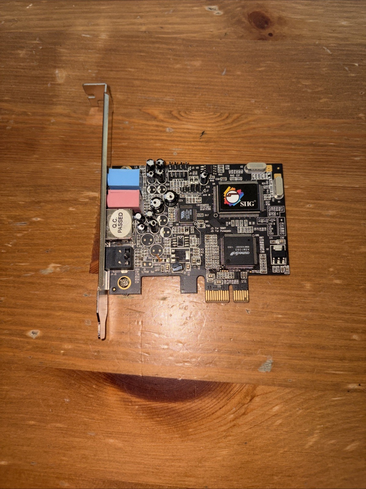 SIIG DP SoundWave 5.1 PCIe Sound Card (IC-51011-S2) Fast Shipping Clean