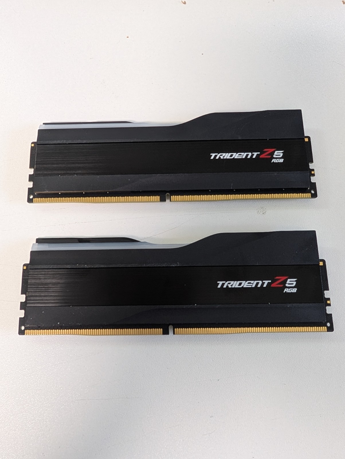 G.Skill Trident Z5 RGB 64GB 2x32GB DDR5 6000 CL30 Intel XMP 3.0