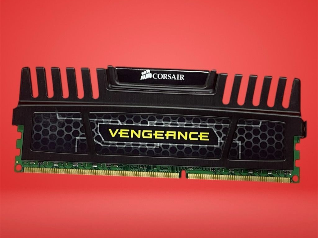 Corsair Vengeance 4GB (1x4GB) DDR3 1600MHz PC3-12800 Desktop DIMM RAM