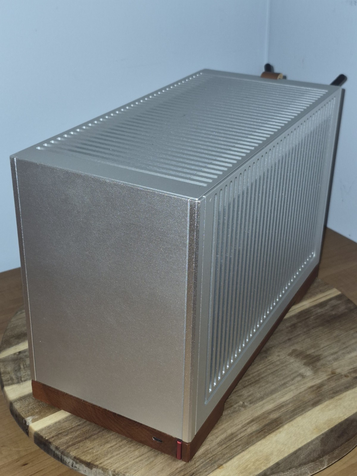 Jonsbo T9 Mini-ITX Gaming PC Ryzen 5 7500F RTX 3060 12GB 16GB DDR5 1TB
