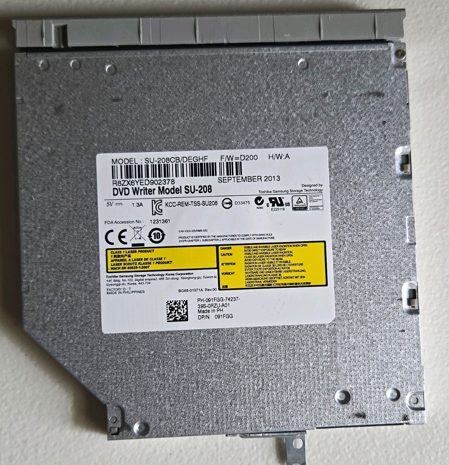 Toshiba Samsung Storage Technology SATA 8x Slim DVD+RW Drive SU-208 SU-208CB