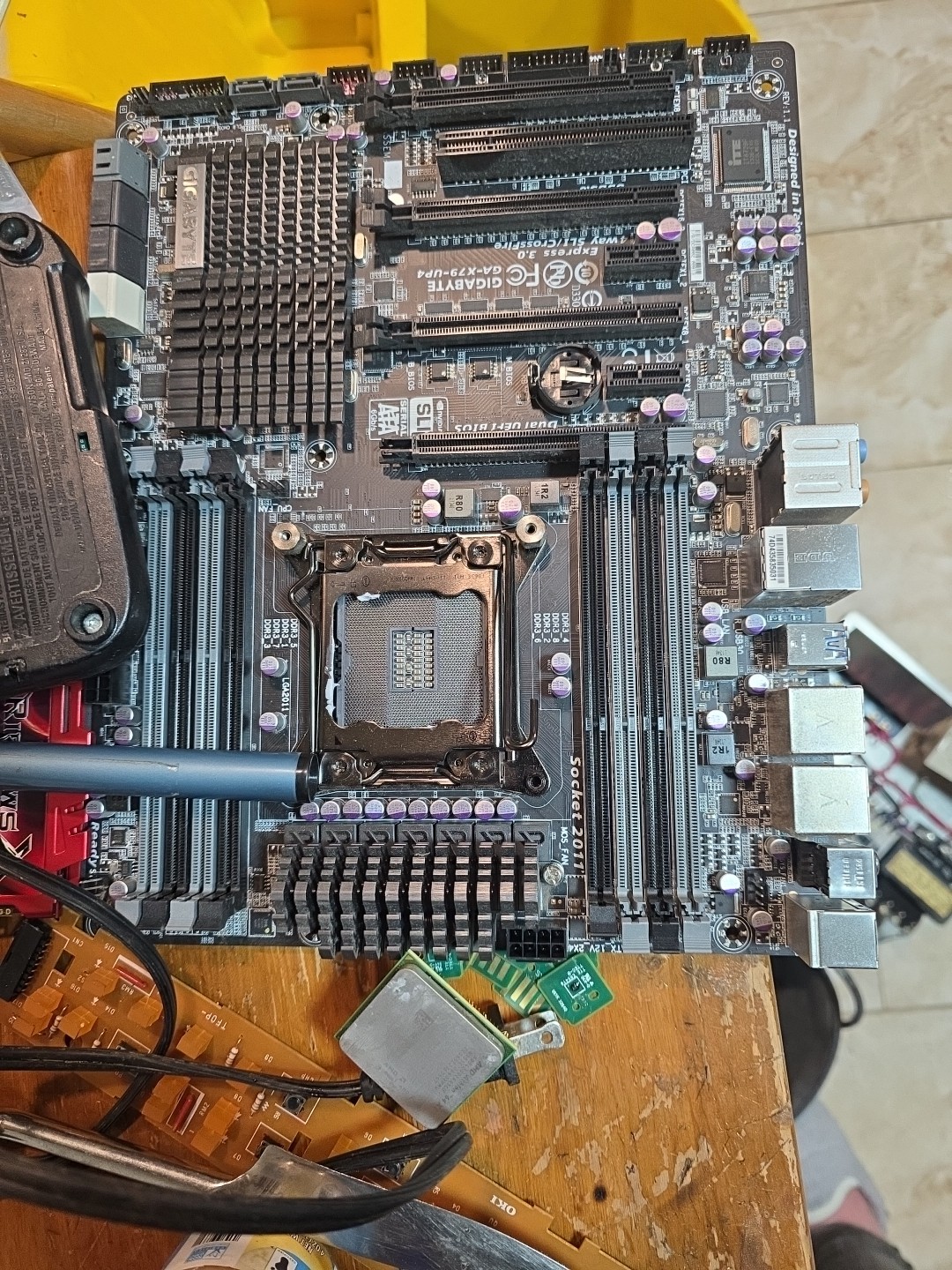 Gigabyte Technology GA-X79-UP4, LGA 2011/Socket R, Intel Motherboard