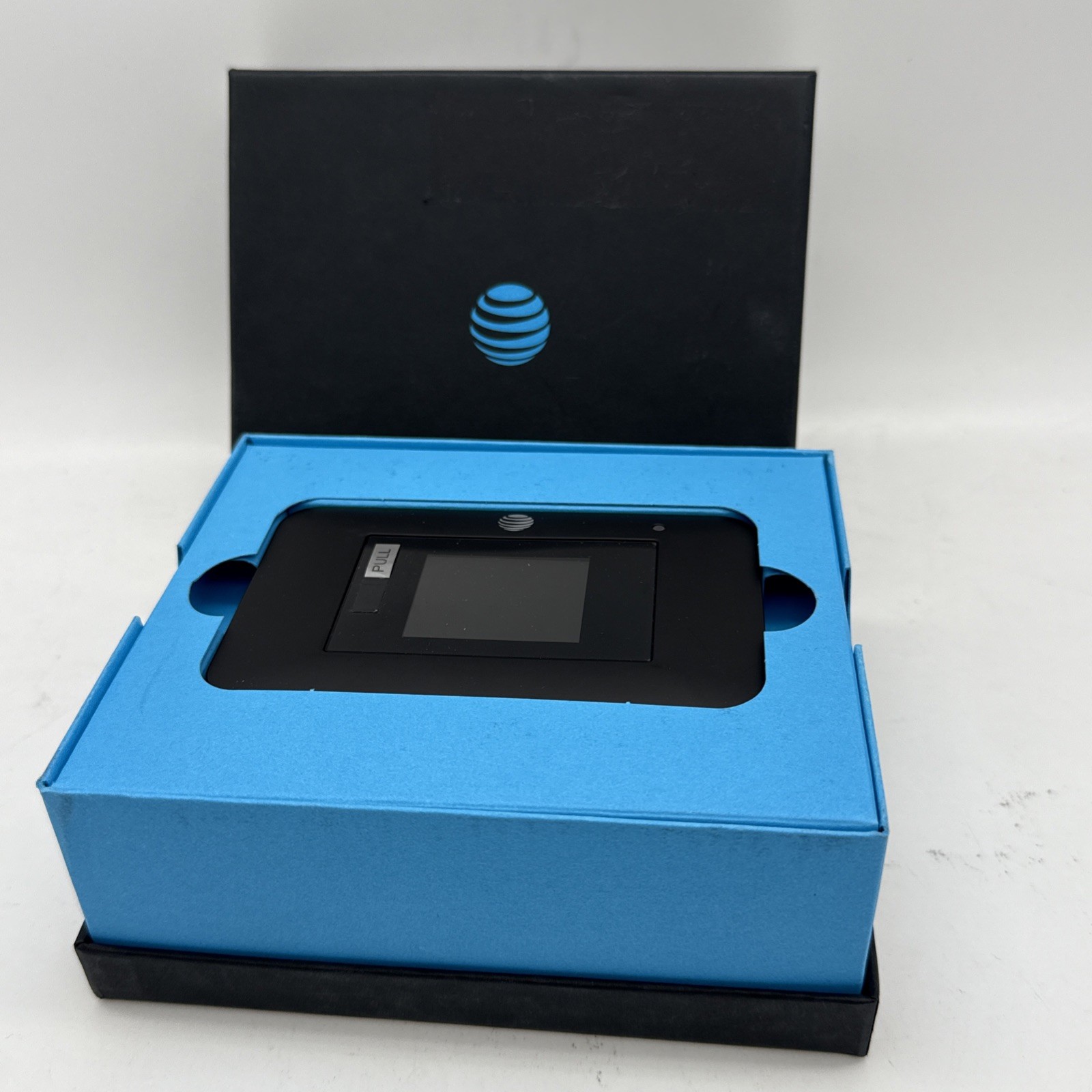 NETGEAR Unite Express 2 AirCard 797S AT&T 4G LTE Hotspot - Black (AL25:2)