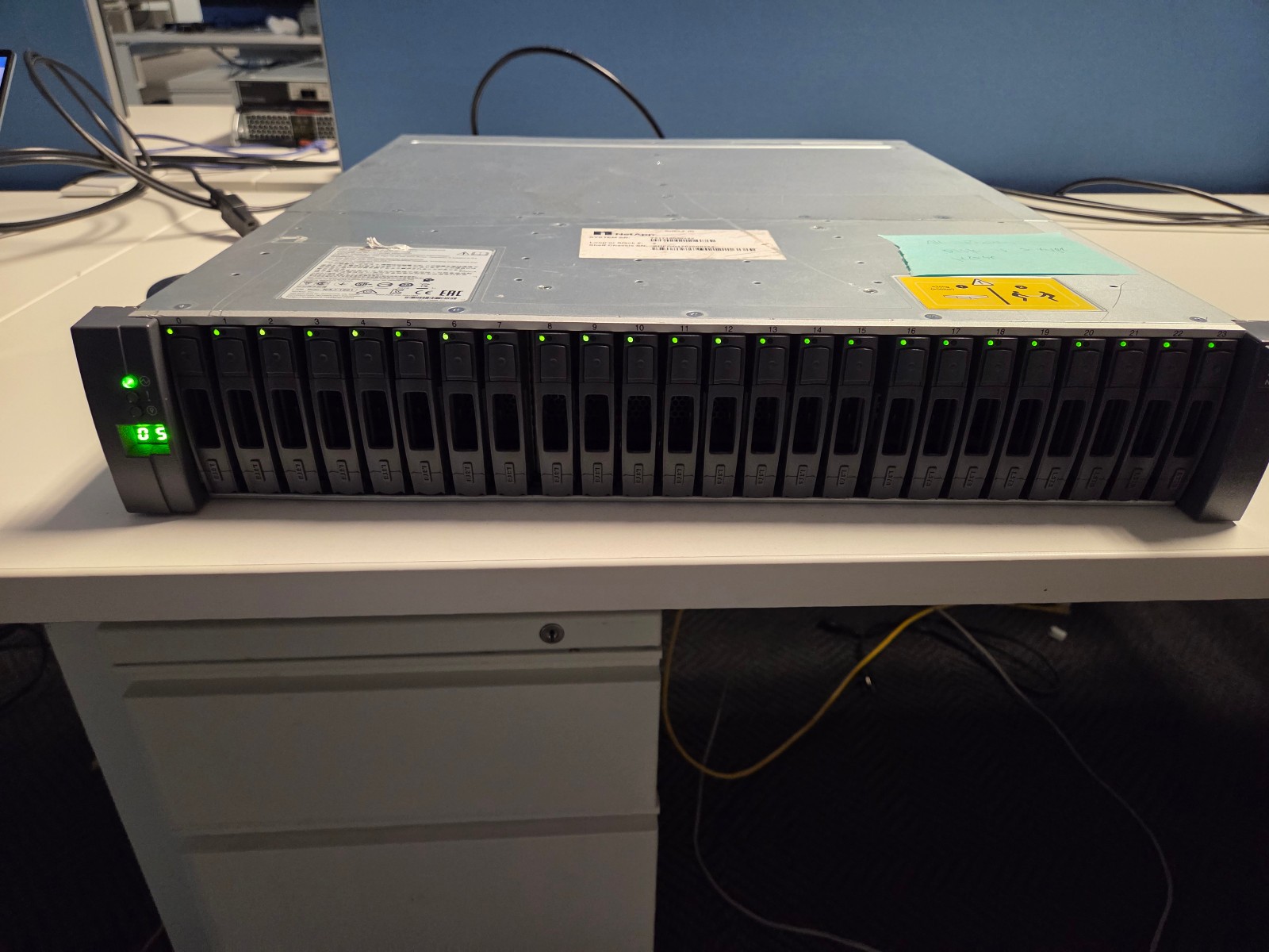 NetApp DS224C w/ 24x 1.8TB 2.5" Disk X343_HCBFE1T8A10 2U Expansion Shelf