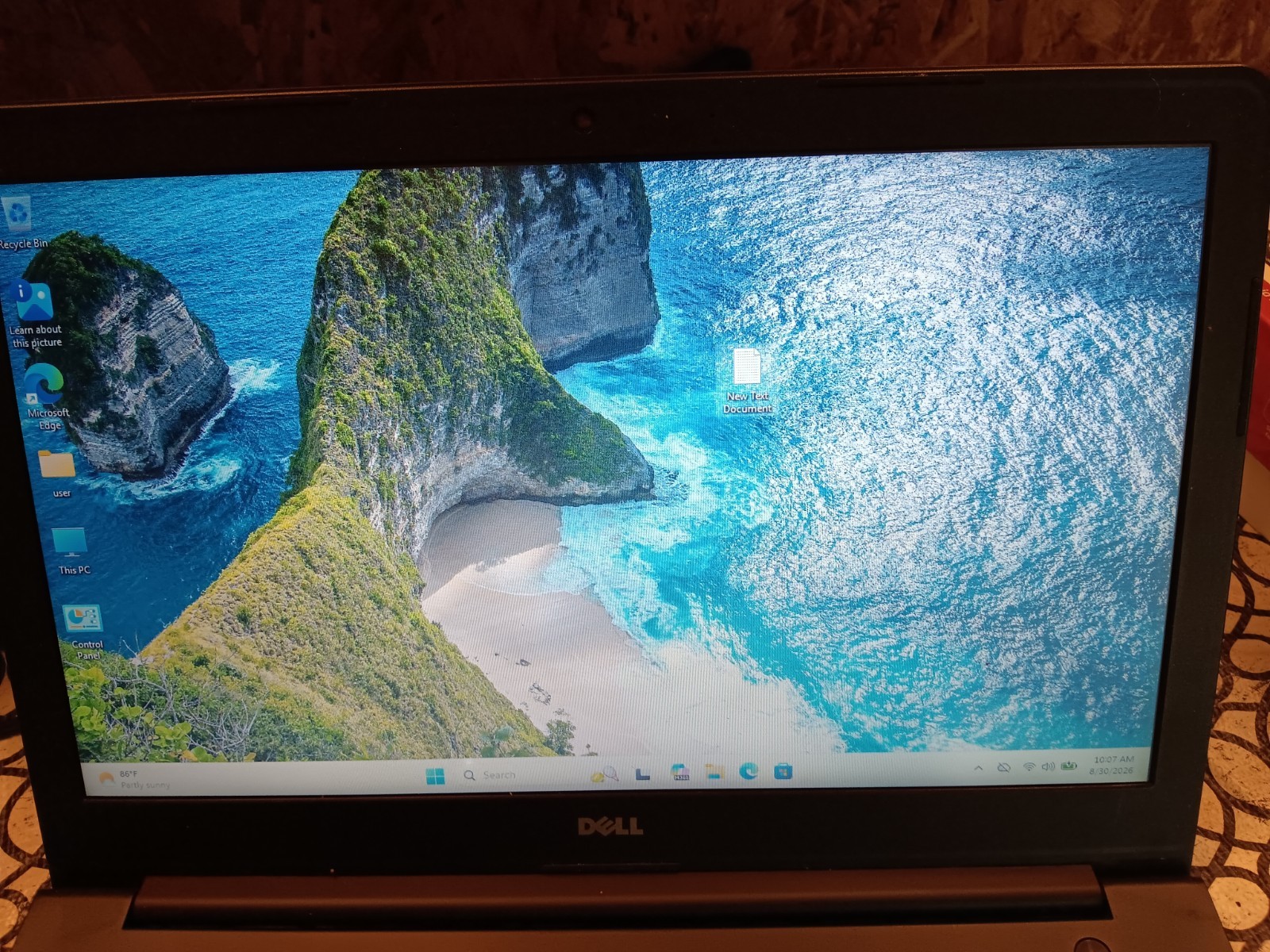 Dell Latitude 3550 15" Intel core i3 5th Gen 12 GB RAM, 160GB HWin 11 w charger 
