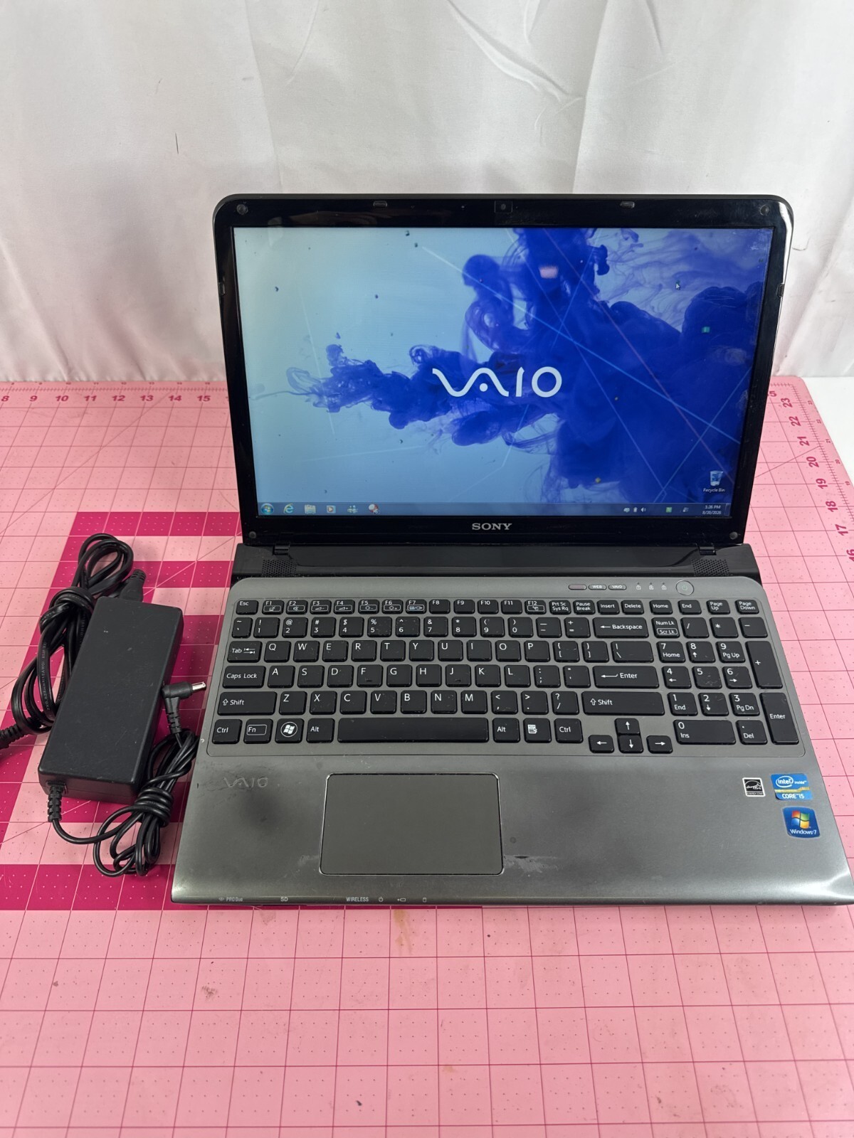 Sony VAIO SVE15114FXS i5-3210M Intel HD 4000 640GB HDD 6GB RAM Windows 7