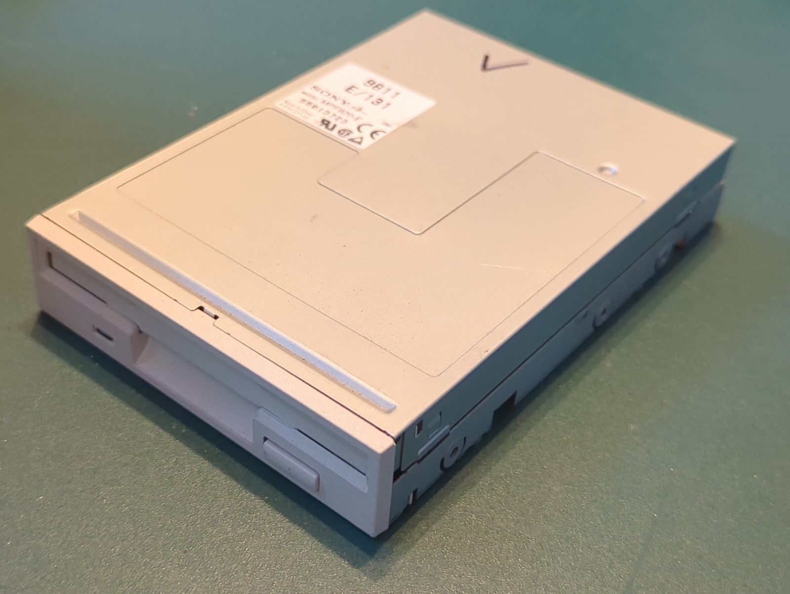 *One* 3.5 inch Internal Floppy Disk Drive VARIOUS COLORS Tested Working