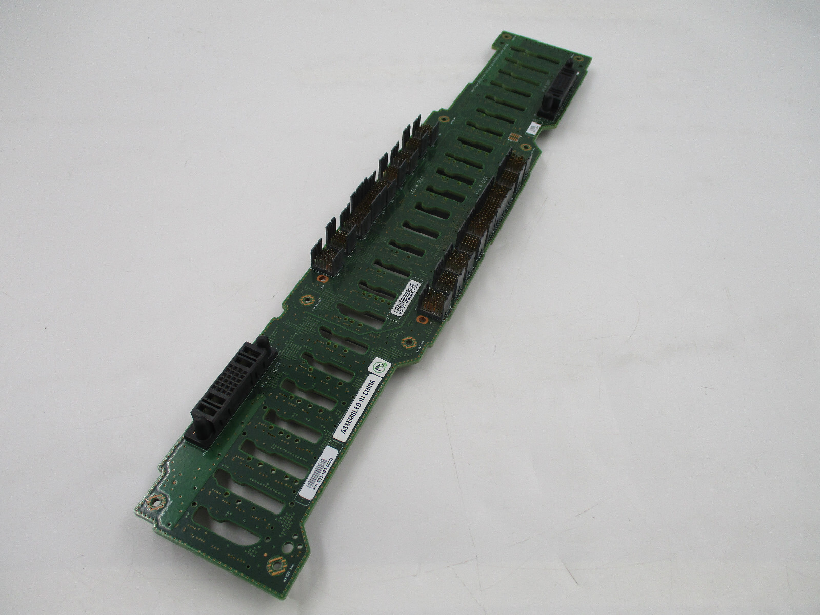 EMC Derringer Mid Plane 25-Bay Hard Drive Disk Backplane P/N:303-103-000D Tested