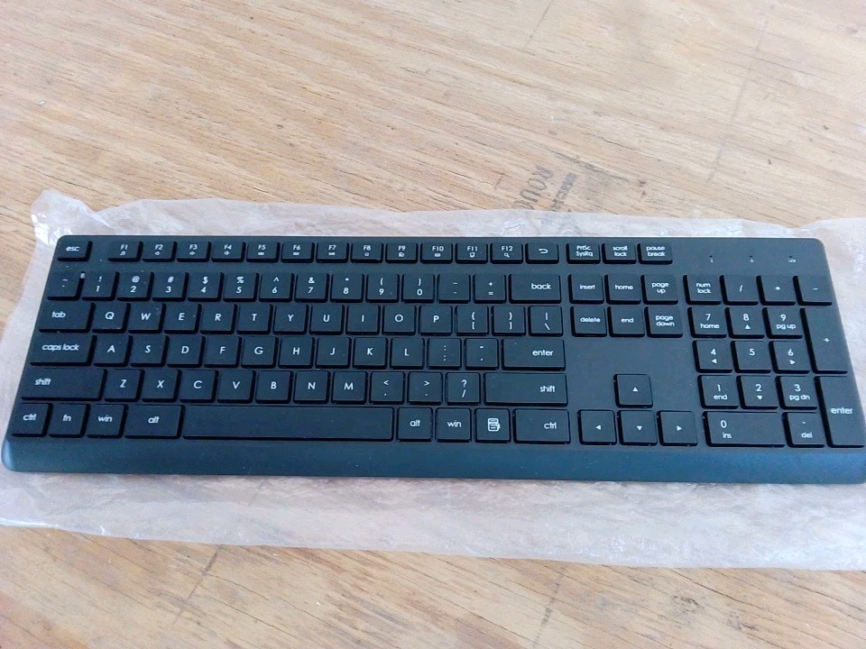 KM6800 Wireless Keyboard