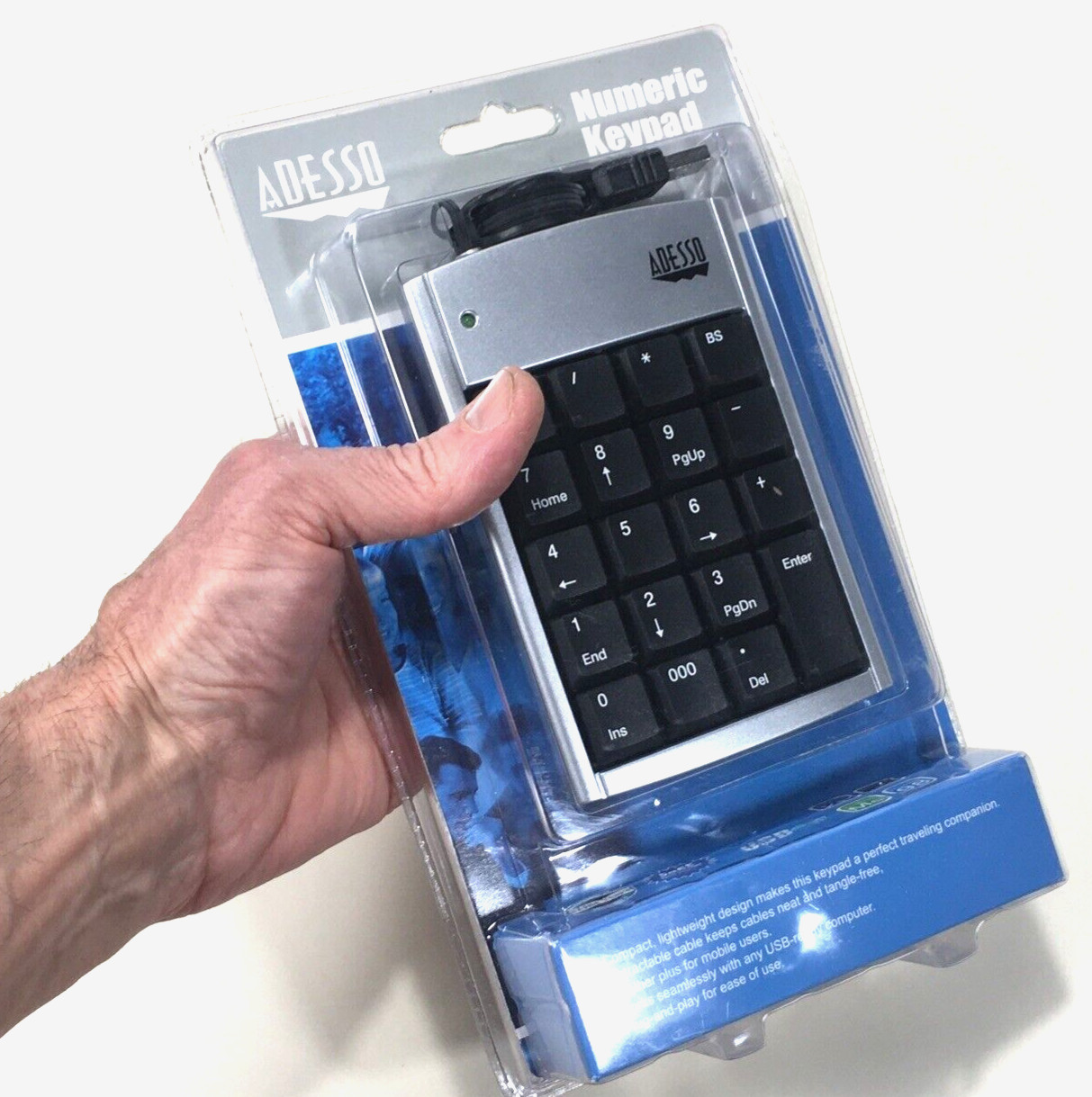 NUMERIC KEYPAD Retractable USB Cable (AKP-150) WINDOWS XP 98 Adesso NEW Sealed
